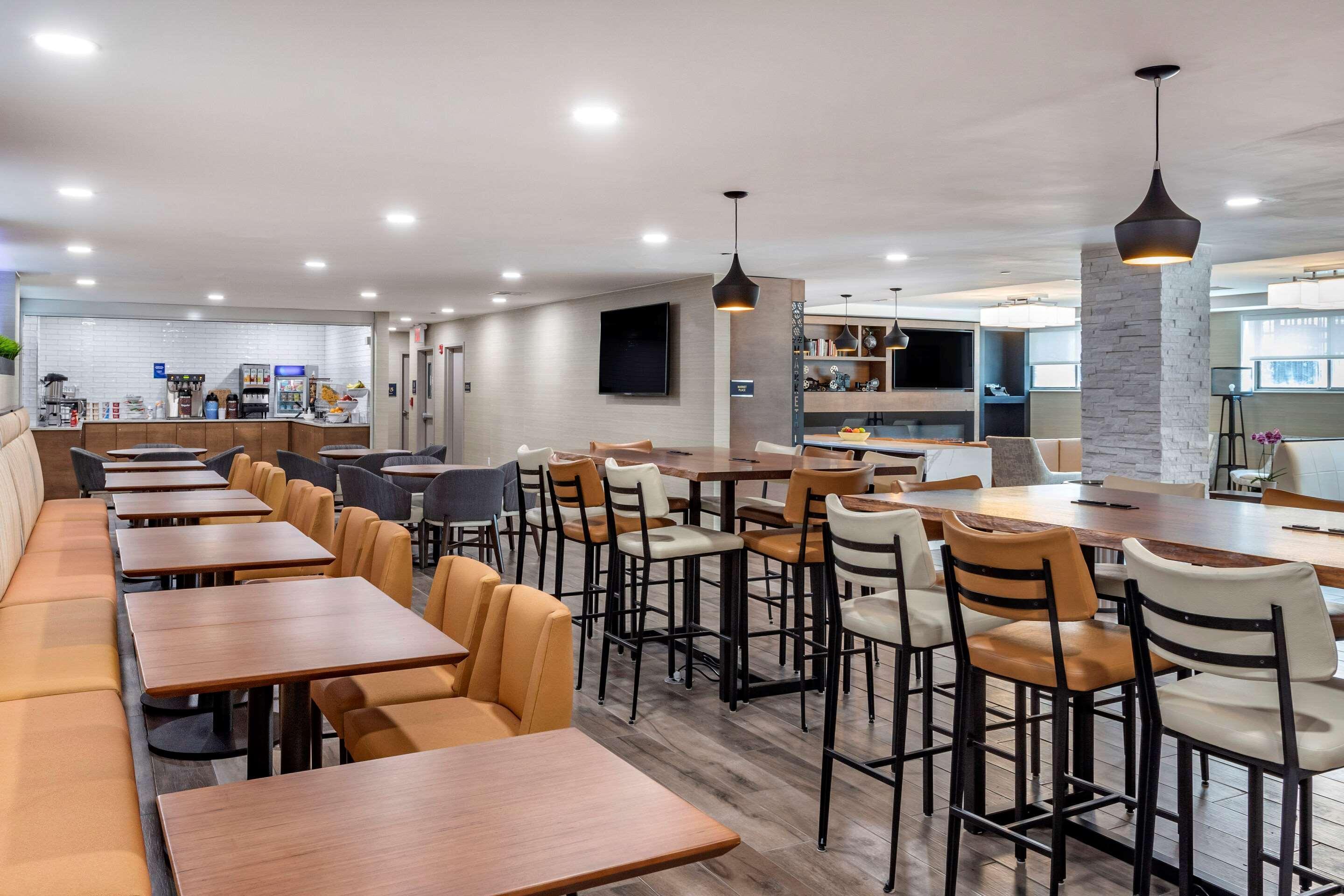 Comfort Inn Jfk Airport New York Eksteriør billede