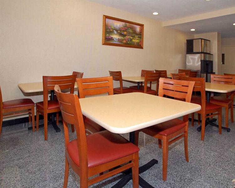 Comfort Inn Jfk Airport New York Eksteriør billede
